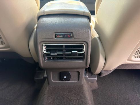 Used 2021 Lincoln Corsair Reserve FWD image 21