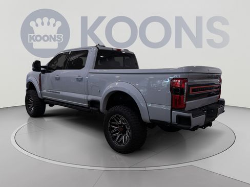 Used 2026 Ford F250 Lariat w/ Black Appearance Package AWD/4WD image 4