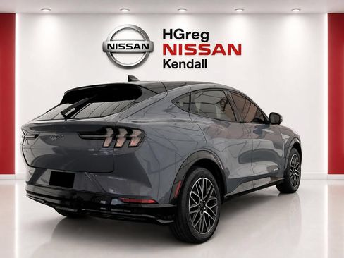 Used 2024 Ford Mustang Mach-E Premium AWD/4WD image 4