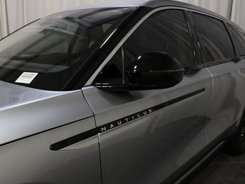 New 2026 Lincoln Nautilus Premier image 54