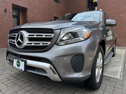 Used 2019 Mercedes-Benz GLS 450 4MATIC image 9