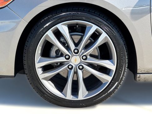 Used 2024 Chevrolet Malibu LT image 10