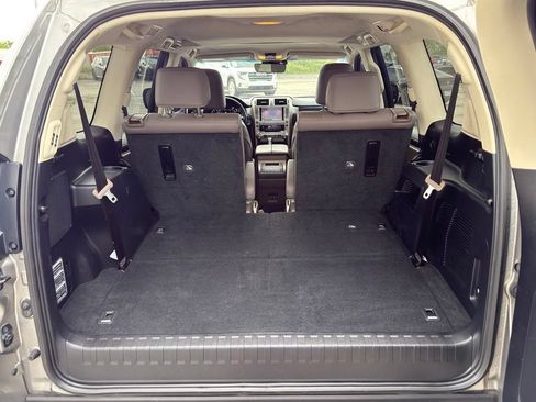 Used 2021 Lexus GX 460 Premium AWD/4WD image 34