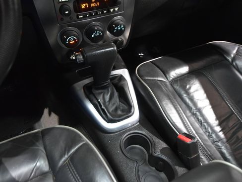Used 2009 HUMMER H3 Luxury AWD/4WD image 23