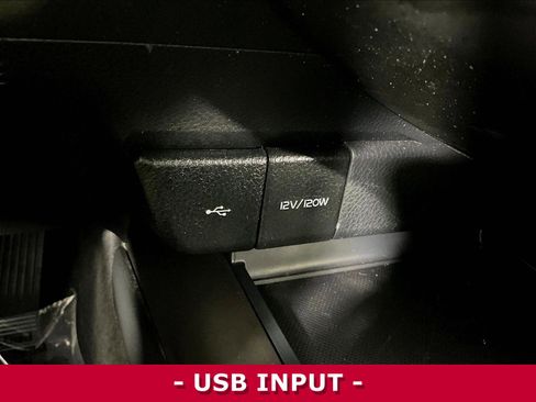Used 2023 Toyota Camry SE FWD image 16