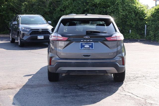 Used 2024 Ford Edge SEL w/ Convenience Package AWD/4WD image 6