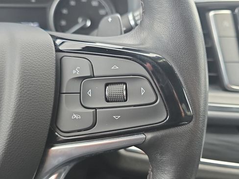 Used 2024 Buick Enclave Essence w/ LPO, Floor Liner Package FWD image 21
