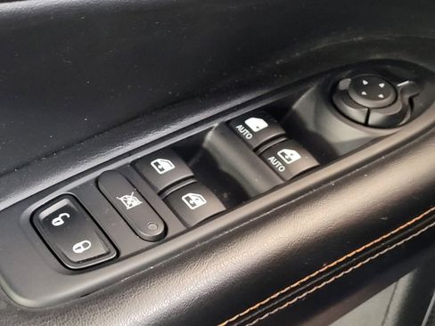 Used 2018 Jeep Compass Limited AWD/4WD image 27