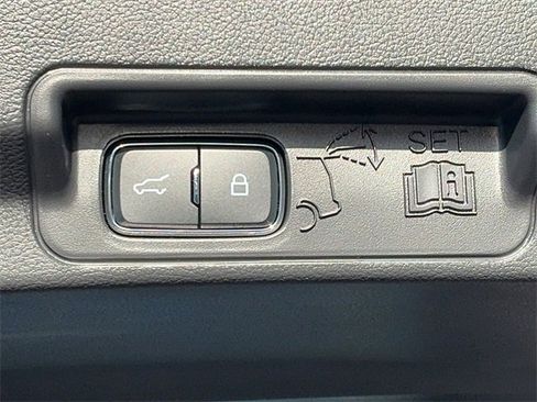 New 2026 Ford Explorer ST-Line w/ ST-Line Street Pack image 19