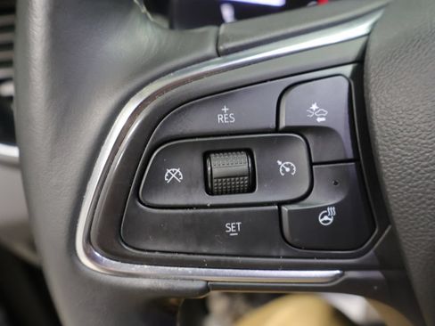 Used 2023 Buick Envision Avenir AWD/4WD image 32