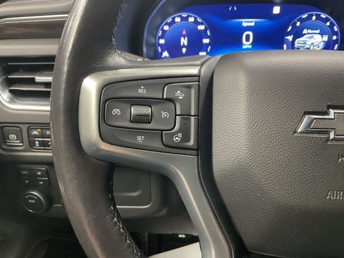 Used 2023 Chevrolet Suburban Z71 w/ Luxury Package image 19