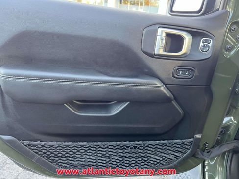 Used 2021 Jeep Wrangler Unlimited Sahara w/ Safety Group image 18