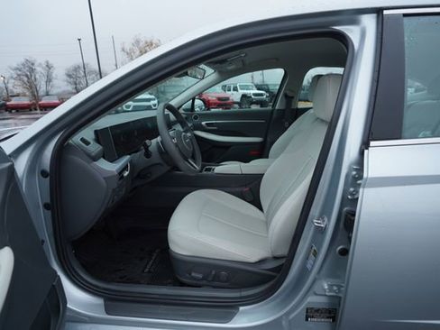 Used 2024 Hyundai Sonata SEL image 11
