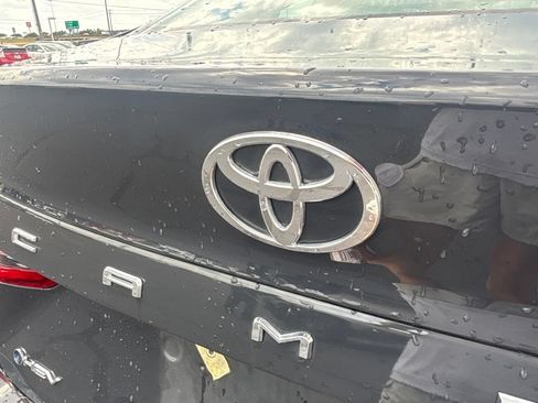 Used 2025 Toyota Camry LE FWD image 30