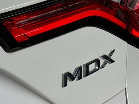 Used 2024 Acura MDX FWD image 10