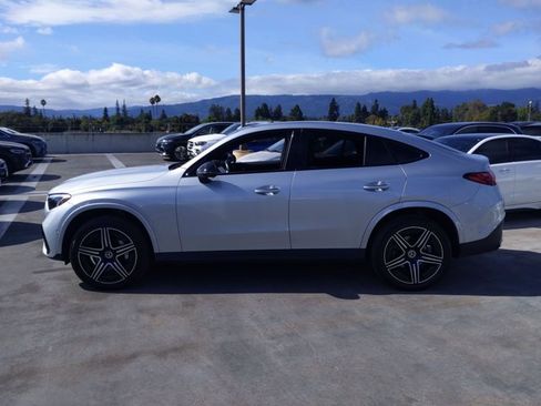 Used 2024 Mercedes-Benz GLC 300 4MATIC image 8