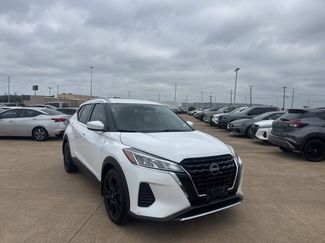 Used 2023 Nissan Kicks SV video 2