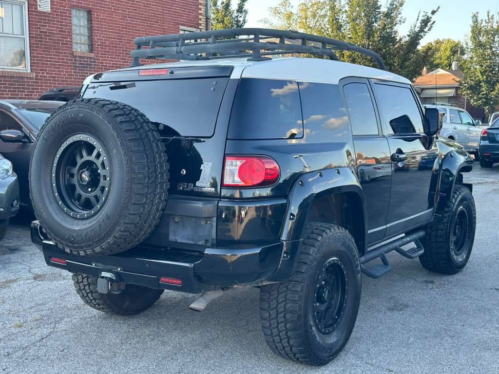 Used 2007 Toyota FJ Cruiser 4WD image 7