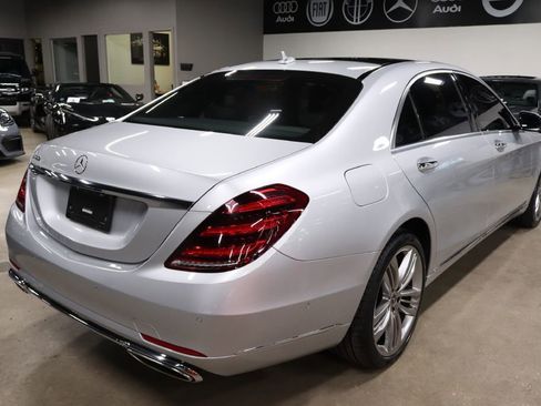 Used 2018 Mercedes-Benz S 560 Sedan image 6
