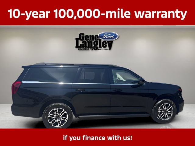 Used 2025 Ford Expedition Max Active AWD/4WD image 17