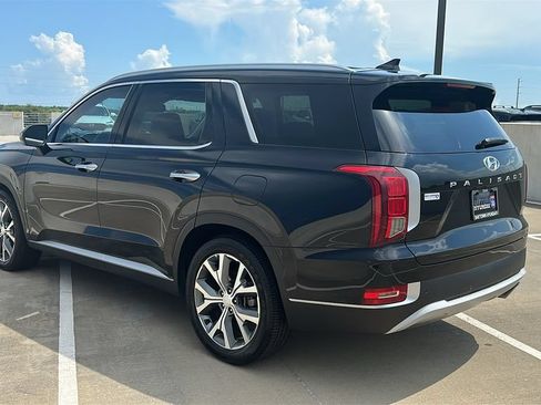 Used 2022 Hyundai Palisade SEL w/ 8P Bench Seat Package FWD image 11