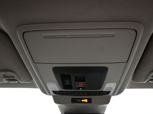 Certified 2023 Honda Accord EX image 17