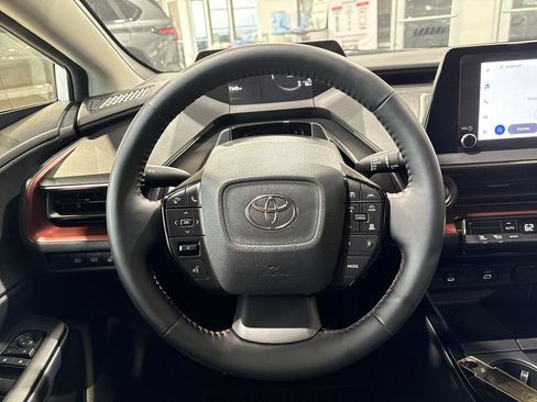 Certified 2025 Toyota Prius Plug-In Hybrid image 14