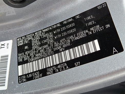 Used 2023 Toyota Highlander XSE image 29