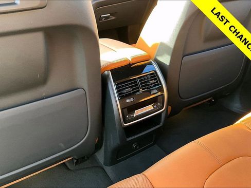 Used 2023 BMW X5 xDrive45e image 33