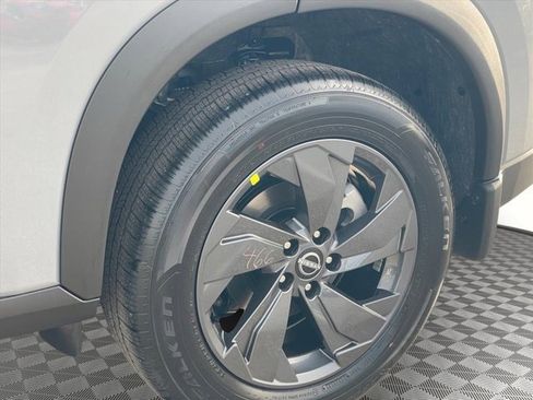 New 2026 Nissan Rogue SV image 9