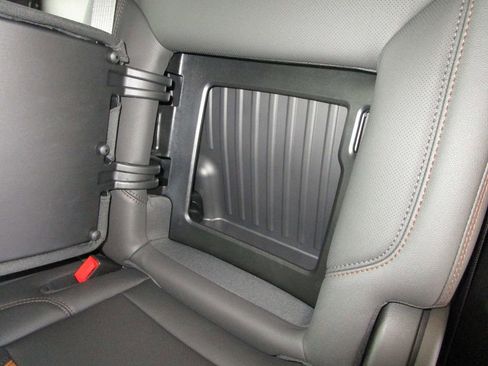 New 2026 GMC Sierra 1500 AT4 w/ AT4 Premium Package image 25