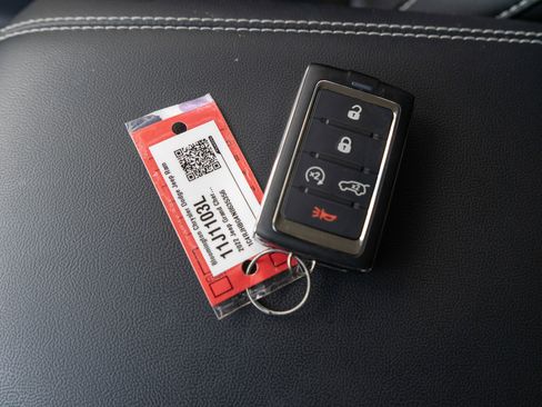 Used 2022 Jeep Grand Cherokee Limited AWD/4WD image 31