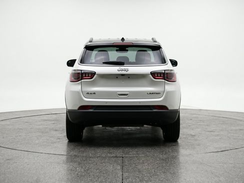 Used 2025 Jeep Compass Limited AWD/4WD image 7
