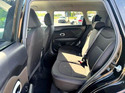 Used 2016 Kia Soul image 12
