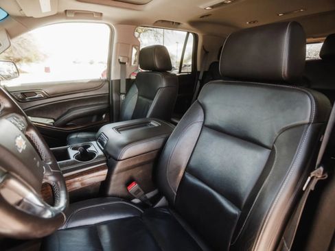 Used 2018 Chevrolet Tahoe LT image 15