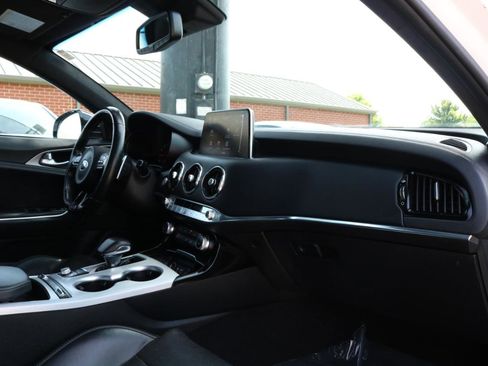 Used 2020 Kia Stinger GT2 AWD/4WD image 57