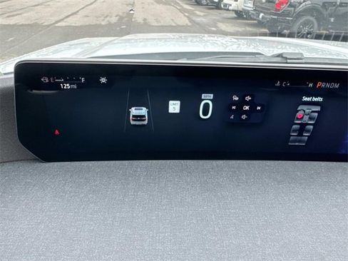 New 2026 Ford Expedition Active image 29