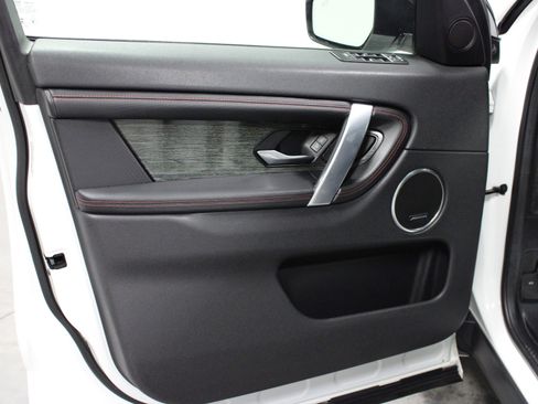 Used 2020 Land Rover Discovery Sport S R-Dynamic AWD/4WD image 11