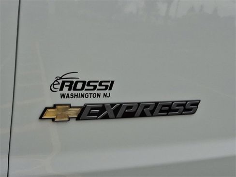 Certified 2024 Chevrolet Express 3500 LT w/ LT Preferred Equipment Group image 26