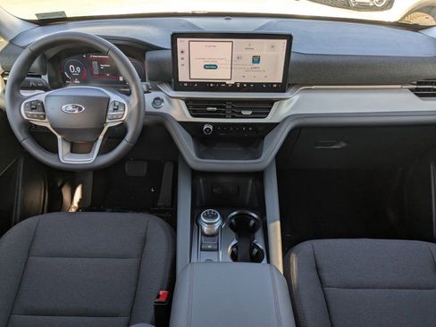 New 2026 Ford Explorer Active image 16