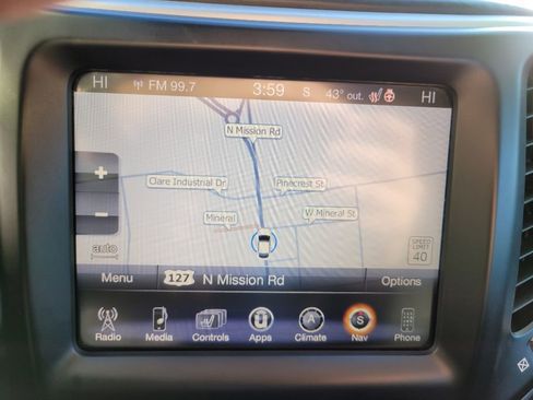 Used 2016 Jeep Cherokee Overland w/ Technology Group image 33