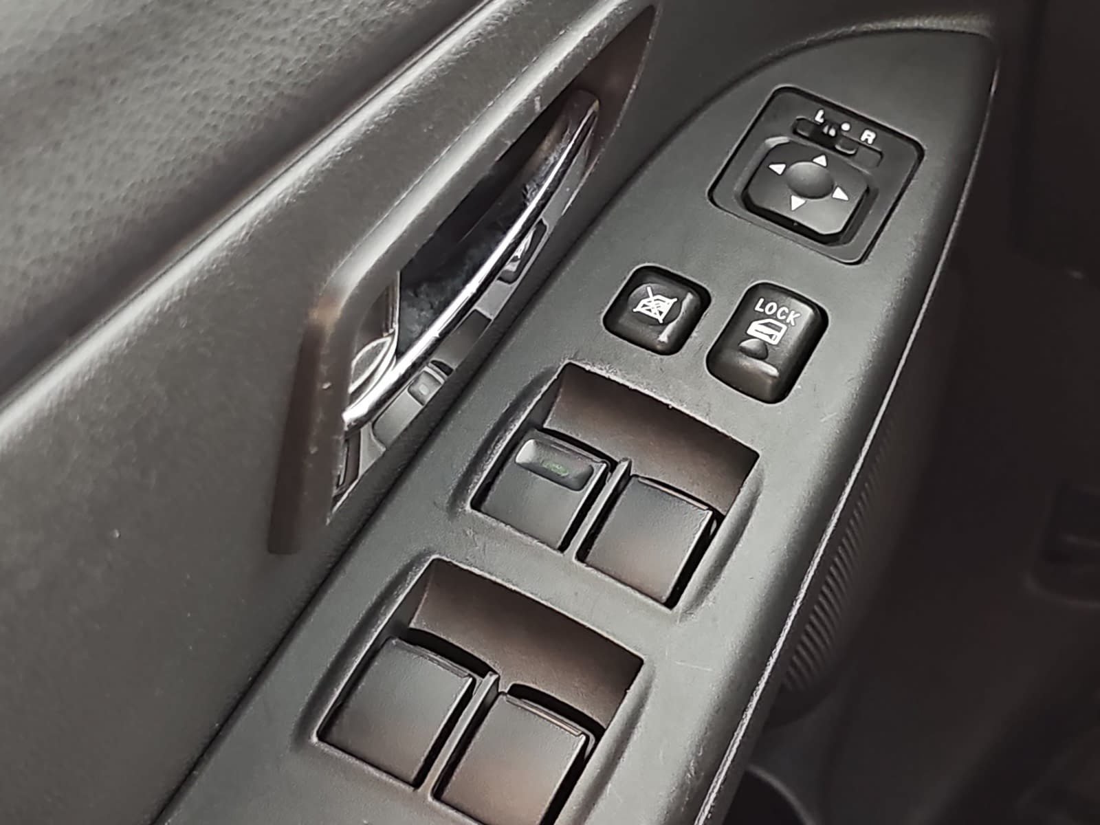 Used 2026 Mitsubishi Outlander Sport LE AWD/4WD image 26