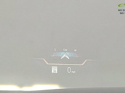 Used 2024 BMW 740i xDrive w/ Premium Package image 44