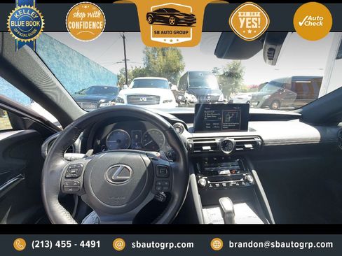 Used 2023 Lexus IS 300 w/ Comfort Package RWD image 12