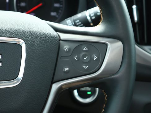 Used 2024 GMC Terrain AT4 w/ Tech Package AWD/4WD image 18