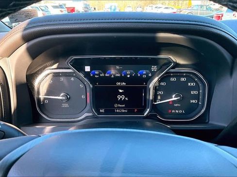 Used 2022 GMC Sierra 1500 Denali w/ Denali Premium Package image 14