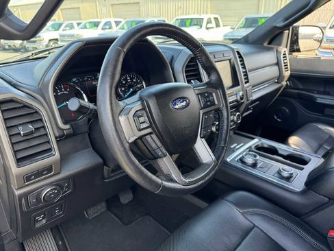 Used 2018 Ford Expedition Max XLT w/ Equipment Group 202A image 27