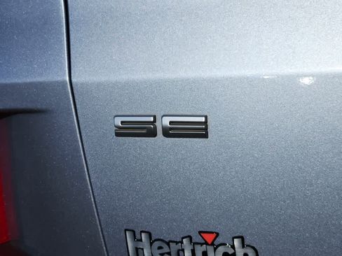 Used 2022 Ford Escape SE w/ SE Sport Appearance Package image 22