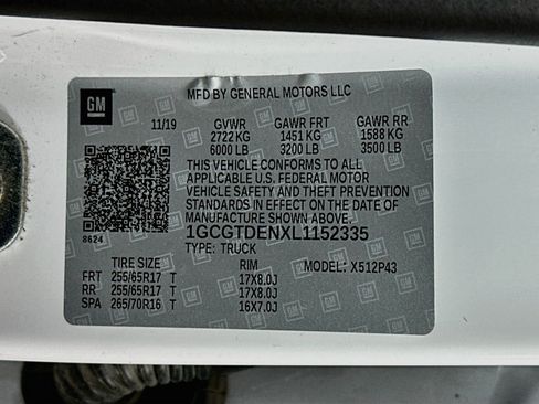 Used 2020 Chevrolet Colorado Z71 AWD/4WD image 30