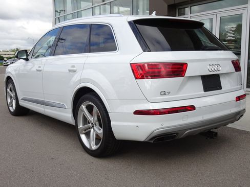 Used 2019 Audi Q7 3.0T Prestige AWD/4WD image 3